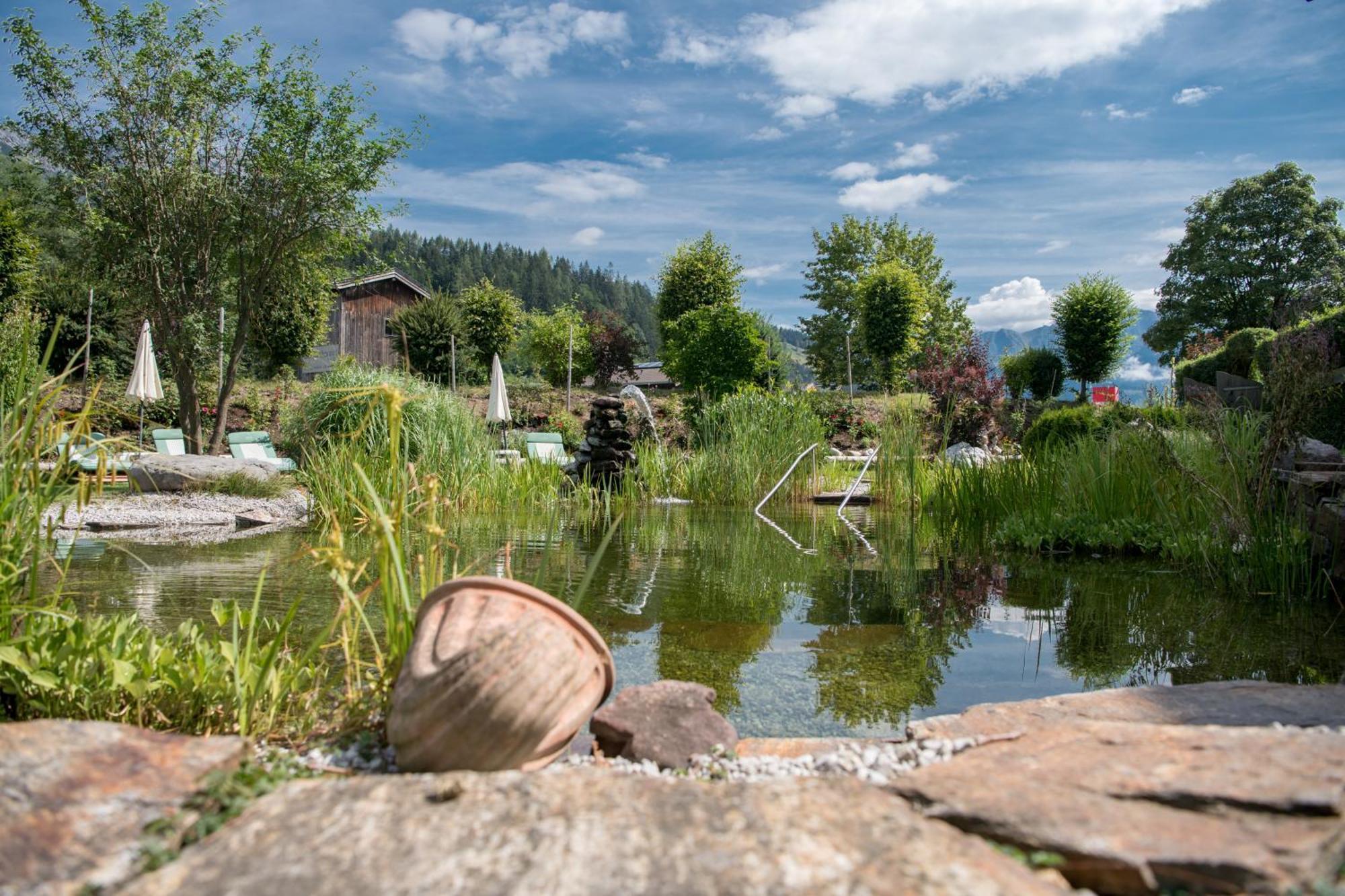 Gourmet-Hotel Gruenwald Леоганг Екстер'єр фото