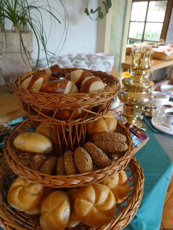 Gourmet-Hotel Gruenwald Леоганг Екстер'єр фото
